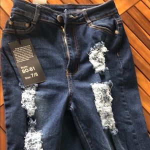 Fashions nova jeans size 7/8 brand new!!